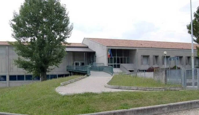 Scuola secondaria San Zenone degli Ezzelini - Sportello famiglia ats veneto 08 Asolo